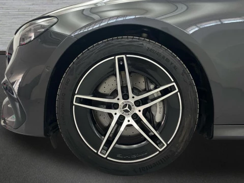 Mercedes-Benz Clase E 220 d berlina