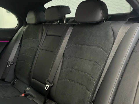 Mercedes-Benz Clase E 220 d berlina