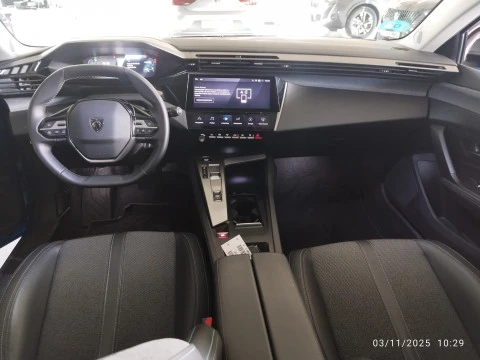 Peugeot 308 5P Allure Hybrid 180 eEAT8