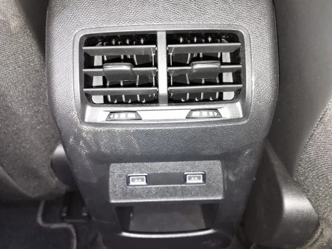 Peugeot 308 5P Allure Hybrid 180 eEAT8