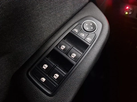 Renault Clio techno Eco-G 100cv (74kW)