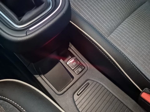 Renault Clio techno Eco-G 100cv (74kW)