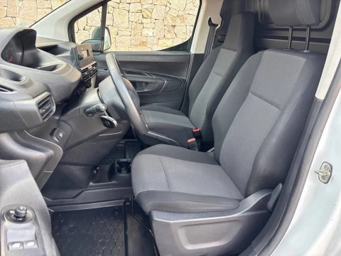 Peugeot Partner Pro Standard 600kg BlueHDi 73kW