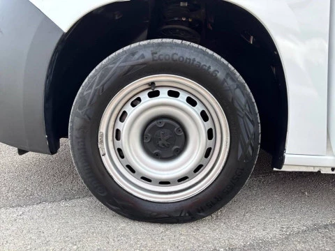 Peugeot Partner Pro Standard 600kg BlueHDi 73kW