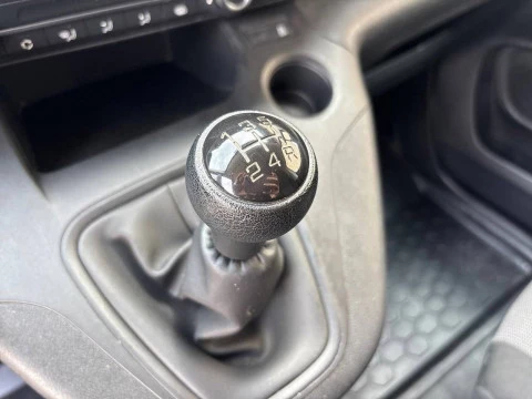 Peugeot Partner Pro Standard 600kg BlueHDi 73kW