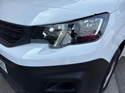 Peugeot Partner Pro Standard 600kg BlueHDi 73kW
