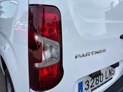 Peugeot Partner Pro Standard 600kg BlueHDi 73kW
