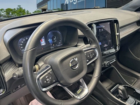 Volvo XC40 1.5 T5 Twin Recharge R-Design Auto