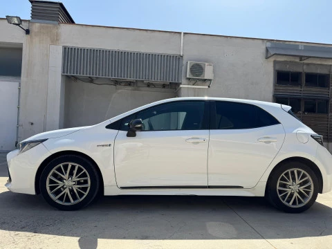 Toyota Corolla FEEL 1.8 HYBRID 122CV E-CVT 5P