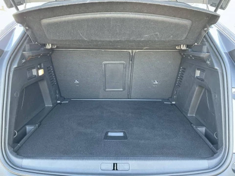 Peugeot 3008 Hybrid 225 e-EAT8 Allure Pack