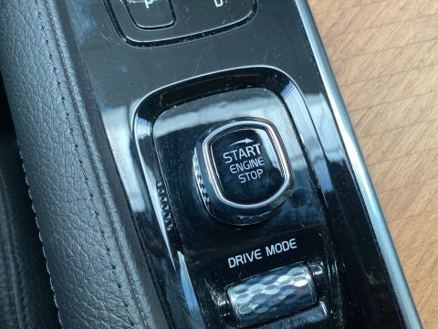 Volvo XC90 2.0 B5 D INSCRIPTION AWD AUTO 5P 7 Plazas