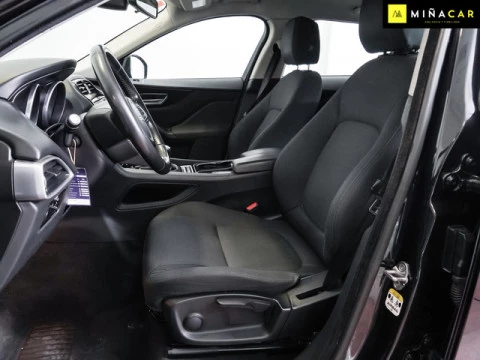 Jaguar F-Pace 2.0L i4D Pure AWD 132 kW (180 CV)