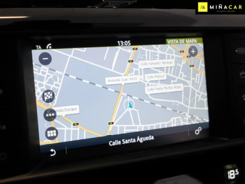 Jaguar F-Pace 2.0L i4D Pure AWD 132 kW (180 CV)