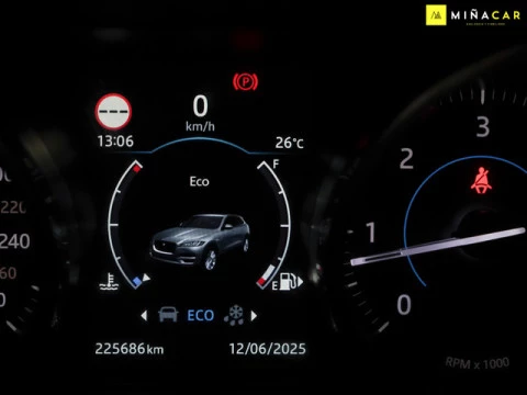 Jaguar F-Pace 2.0L i4D Pure AWD 132 kW (180 CV)