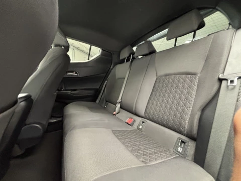 Toyota C-HR 2.0 180H Advance