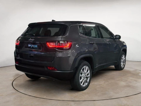 Jeep Compass eHybrid 1.5 MHEV 130HP Altitude DCT