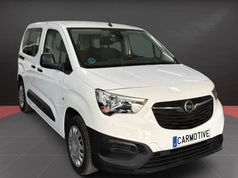 Opel Combo Life  Expression 102 CV Doble puerta lateral