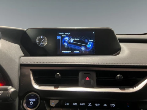 Lexus UX 2.0 250h Premium