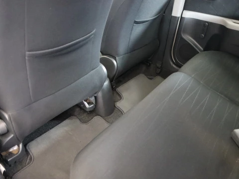 Toyota YARIS 1.3 VVT-I SOL 5P