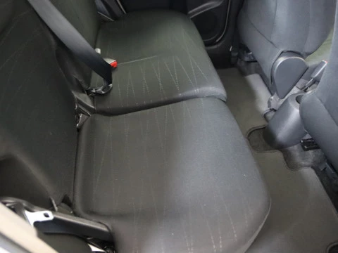 Toyota YARIS 1.3 VVT-I SOL 5P