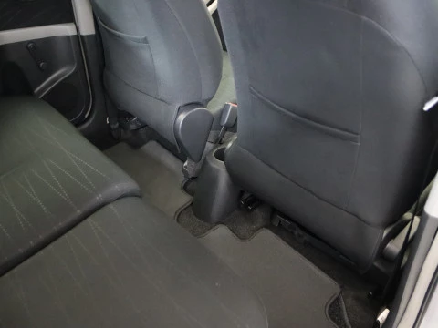 Toyota YARIS 1.3 VVT-I SOL 5P