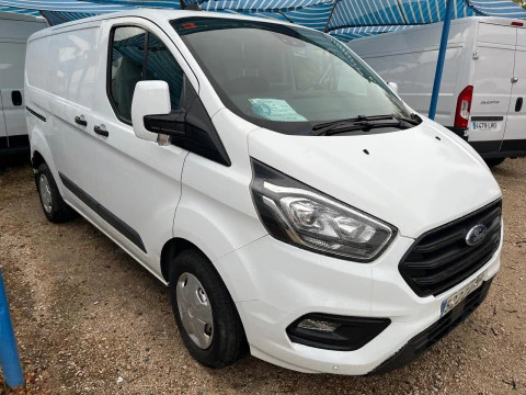 Ford Transit Custom L2 H1 FURGON TALLER