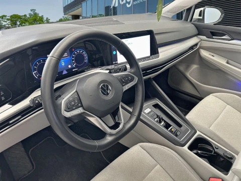 Volkswagen Golf Life 1.0 eTSI 81kW (110CV) DSG