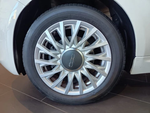 Fiat 500 Dolcevita 1.0 Hybrid 52KW (70 CV)