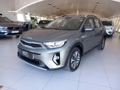 Kia Stonic 1.2 DPi 62kW (84CV) Drive Plus Kia Stonic 1.2 DPi 62kW (84CV) Drive Plus