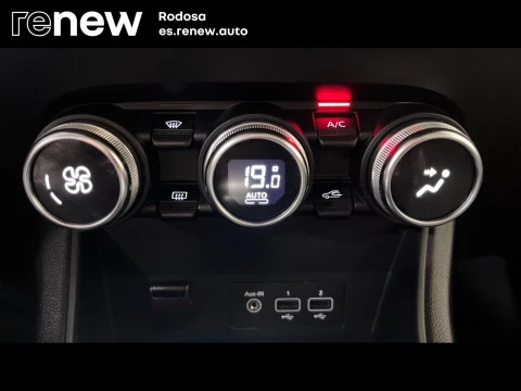 Renault Captur  Hibrido Enchufable  E-TECH Hibrido Enchufable Fast Track 117kW