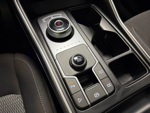 Kia Sorento 1.6 T-GDi HEV Drive 4x2 7pl