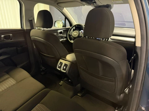 Kia Sorento 1.6 T-GDi HEV Drive 4x2 7pl