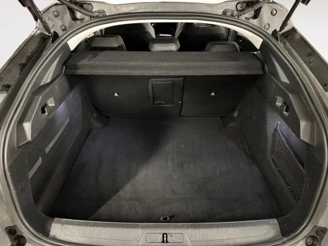 Peugeot 408 408 Allure HYBRID 145 eDCS6