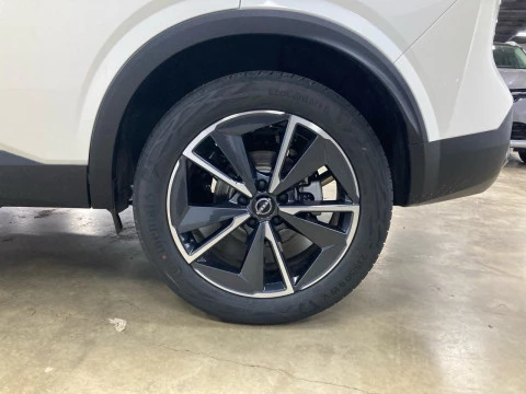 Nissan Qashqai DIG-T 103kW (140CV) mHEV 4x2 Tekna