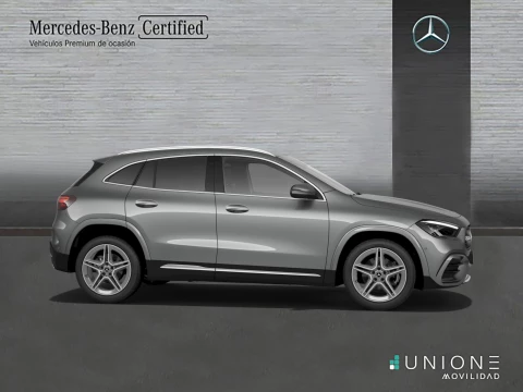 Mercedes-Benz GLA  200 d