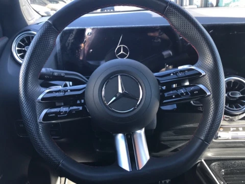 Mercedes-Benz GLA  200 d