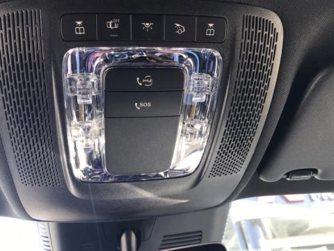 Mercedes-Benz GLA  200 d