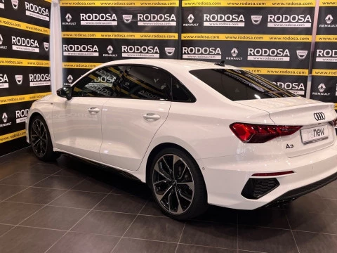 Audi A3 Sedan Black line 35 TFSI 110kW S tronic