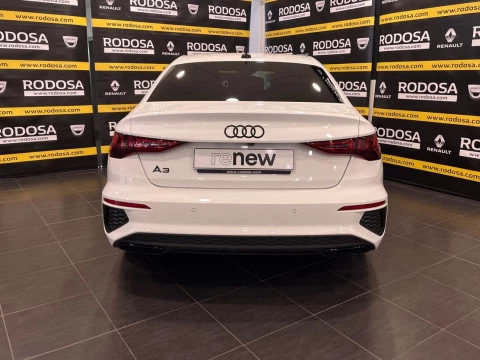 Audi A3 Sedan Black line 35 TFSI 110kW S tronic