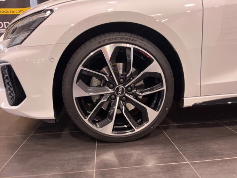Audi A3 Sedan Black line 35 TFSI 110kW S tronic