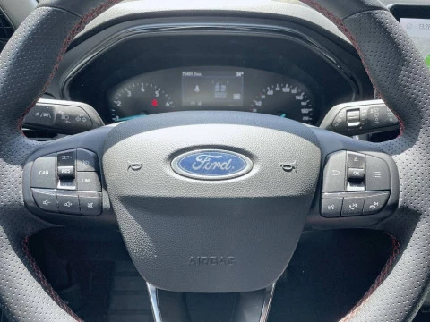 Ford Focus 1.0 Ecoboost MHEV 92kW ST-Line