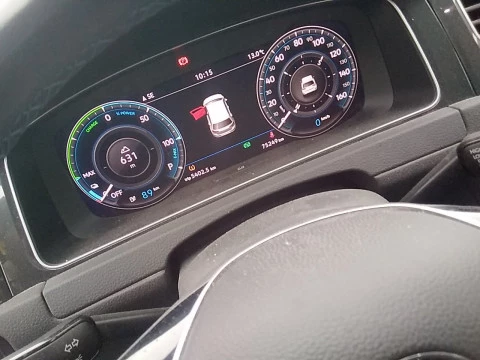 Volkswagen Golf e-Golf ePower 100 kW (136CV)