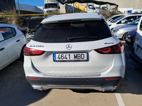 Mercedes-Benz GLA GLA 220 D 4MATIC