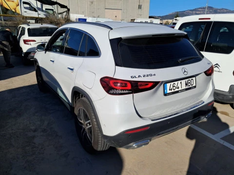 Mercedes-Benz GLA GLA 220 D 4MATIC