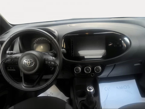 Toyota Aygo X Cross 1.0 VVT-I 72CV Play