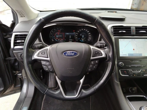 Ford Mondeo 2.0 TDCi 110kW Titanium PowShift SB