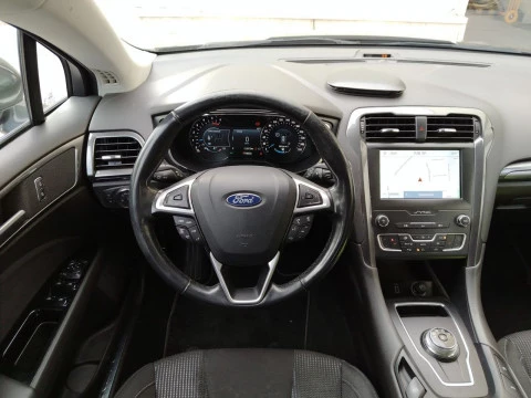 Ford Mondeo 2.0 TDCi 110kW Titanium PowShift SB