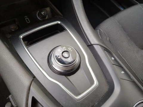 Ford Mondeo 2.0 TDCi 110kW Titanium PowShift SB