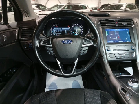 Ford Mondeo 2.0 TDCi 110kW Titanium PowShift SB