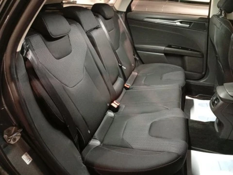 Ford Mondeo 2.0 TDCi 110kW Titanium PowShift SB